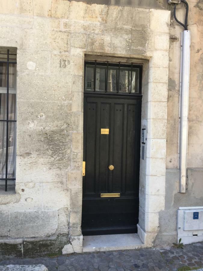 Duplex Face Au Palais Lejlighed Avignon Eksteriør billede